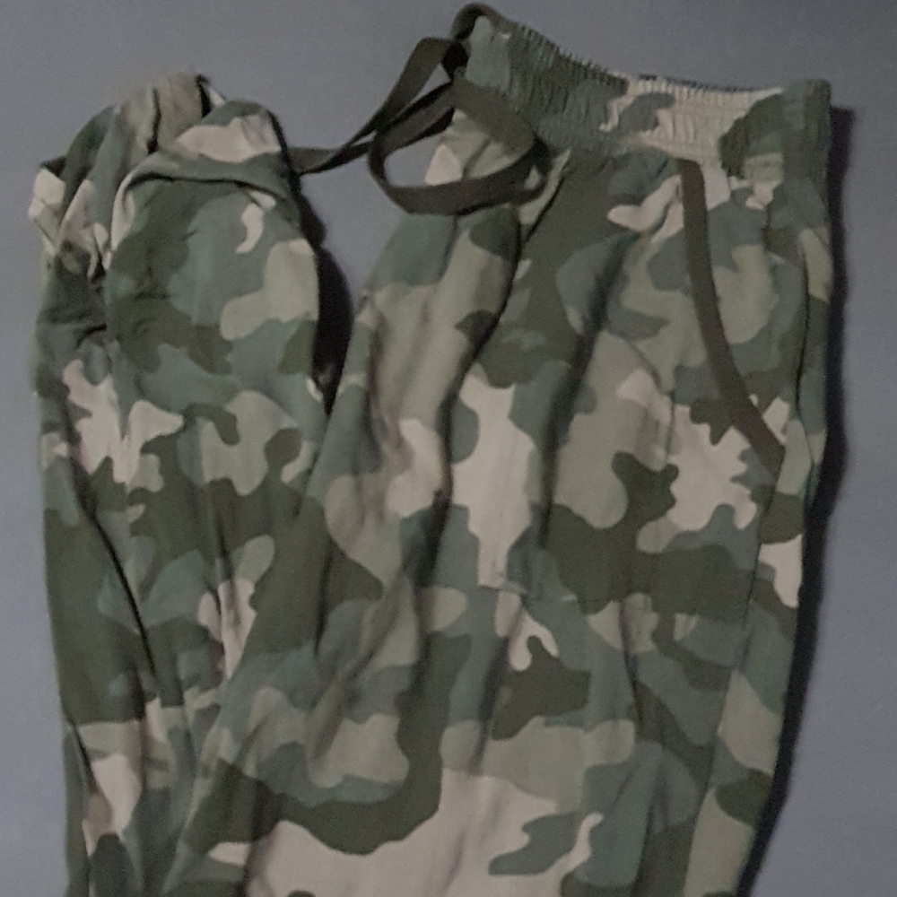 Camo joggers